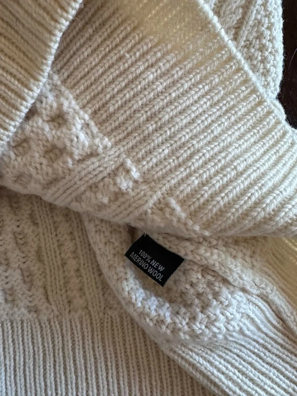 The Irish Store Aran Merino Wool Cable Knit Sweater Cream Men’s XL